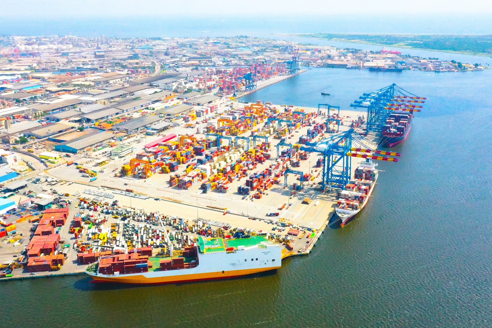 PLATEFORME INTÉGRÉE DU PORT D’ABIDJAN