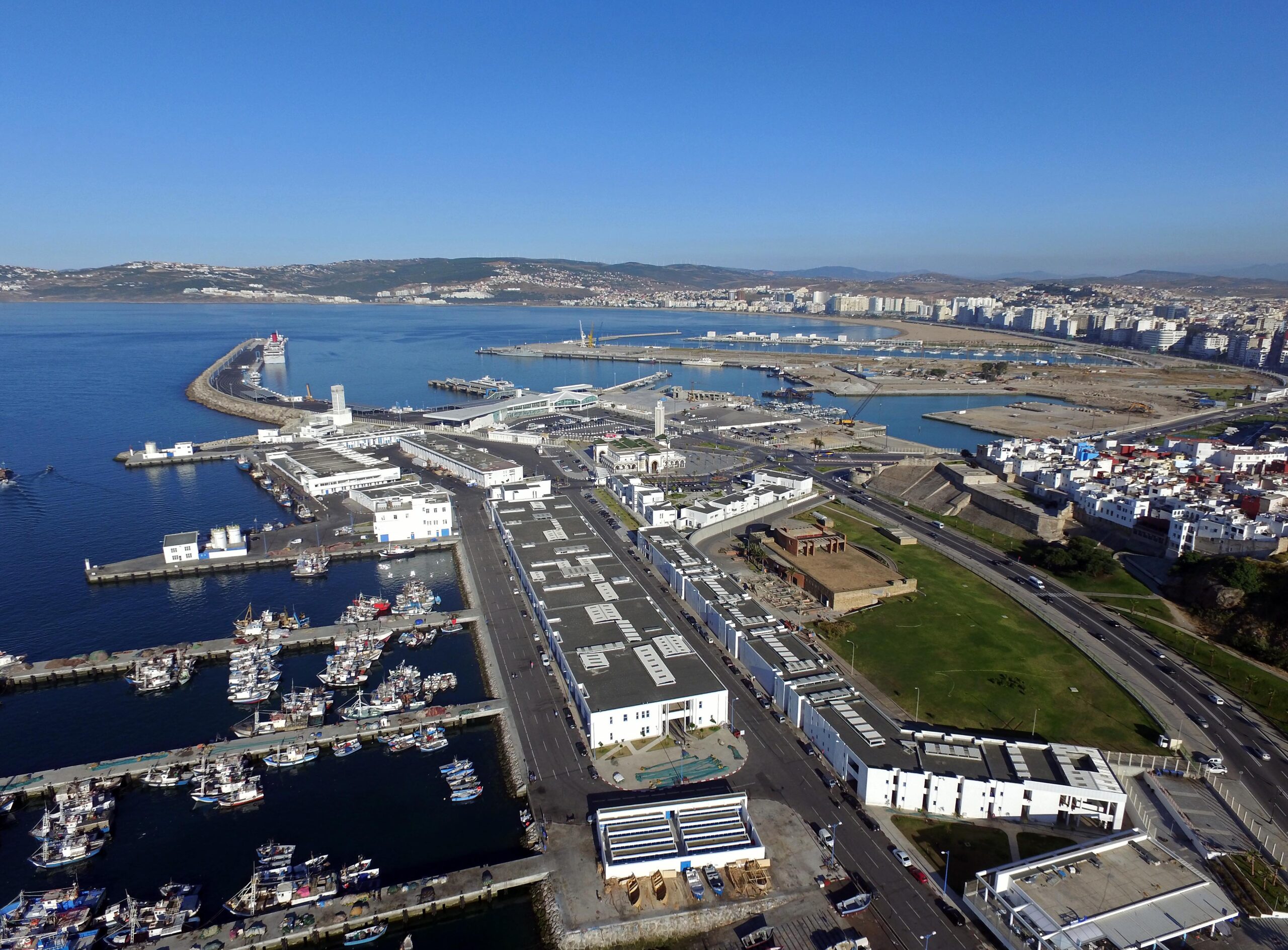 CONFORTEMENT DE QUAIS AU PORT TANGER VILLE